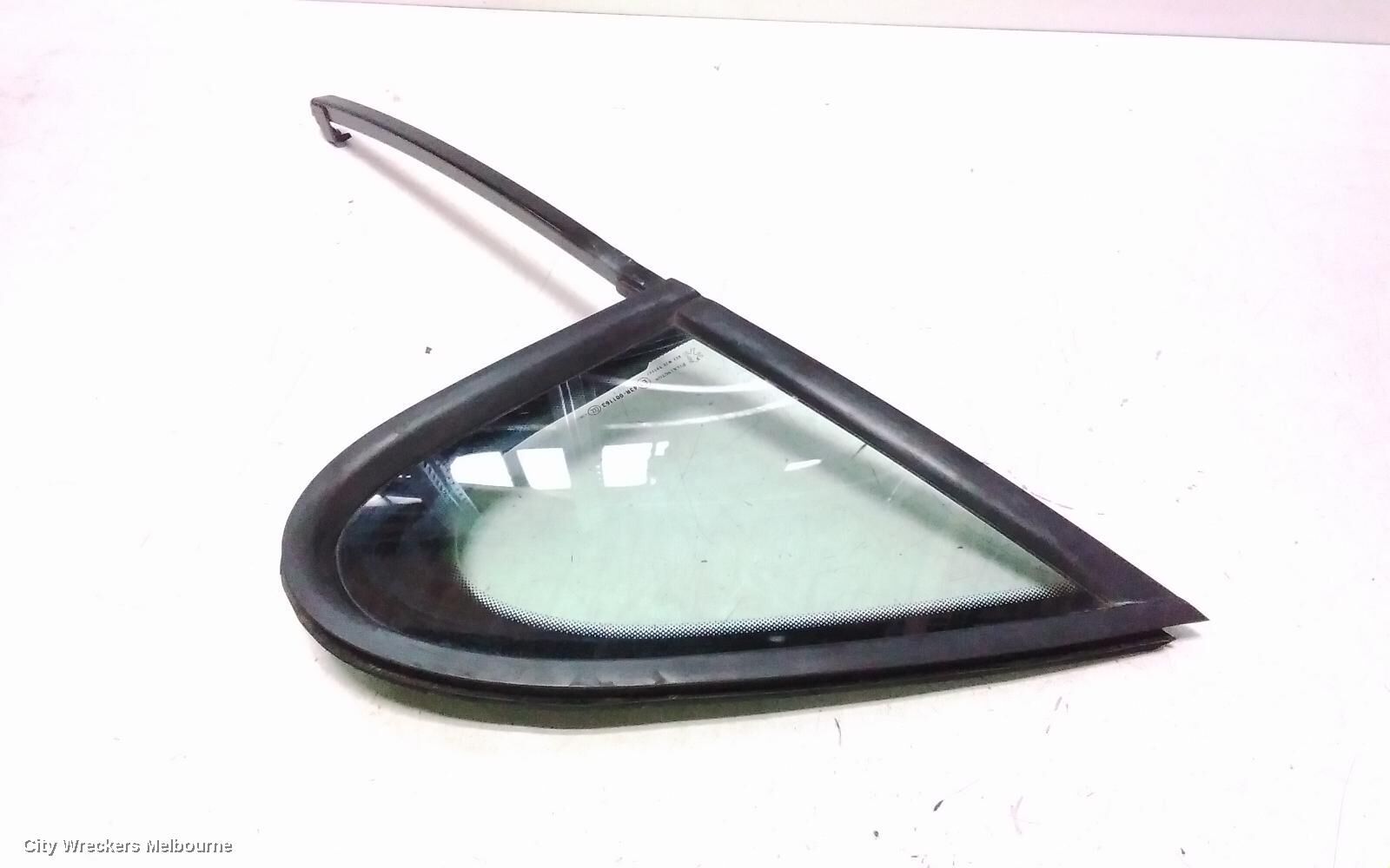 PEUGEOT 207 2011 Right Front 1/4 Door Glass