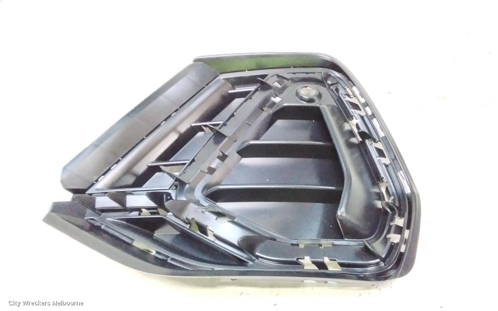AUDI Q3 2018 Grille