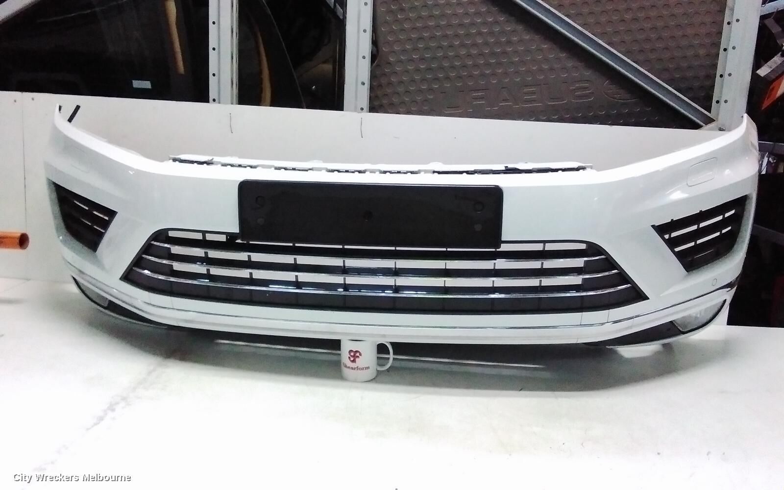 VOLKSWAGEN TOUAREG 2016 Front Bumper