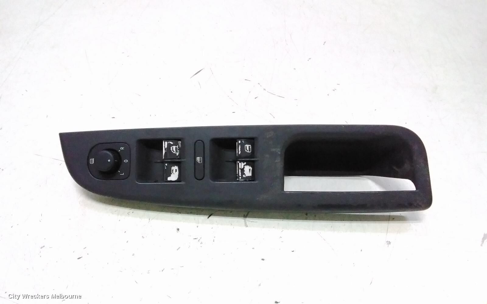 VOLKSWAGEN GOLF 2006 Pwr Dr Wind Switch