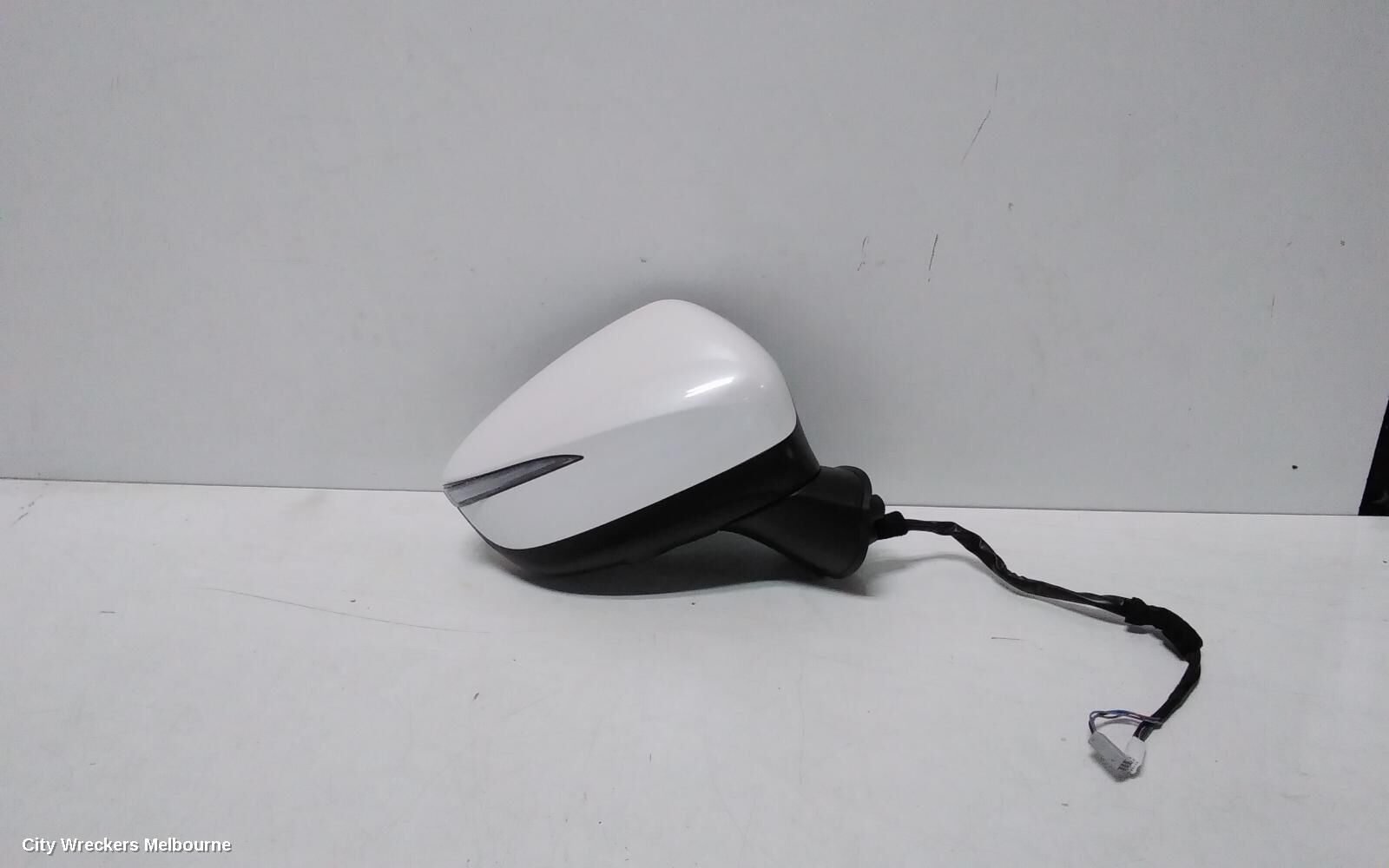 MAZDA CX3 2022 Right Door Mirror