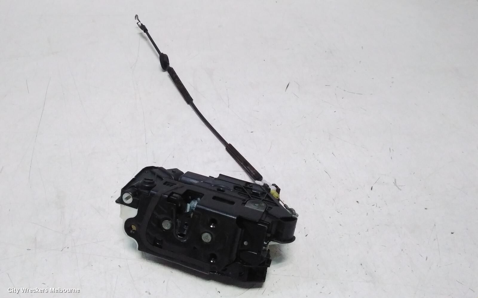 VOLKSWAGEN AMAROK 2013 Door/Boot/Gate Lock, LEFT REAR DOOR LOCK, P/N 5N0839015G, 2H, 10/10-09/22