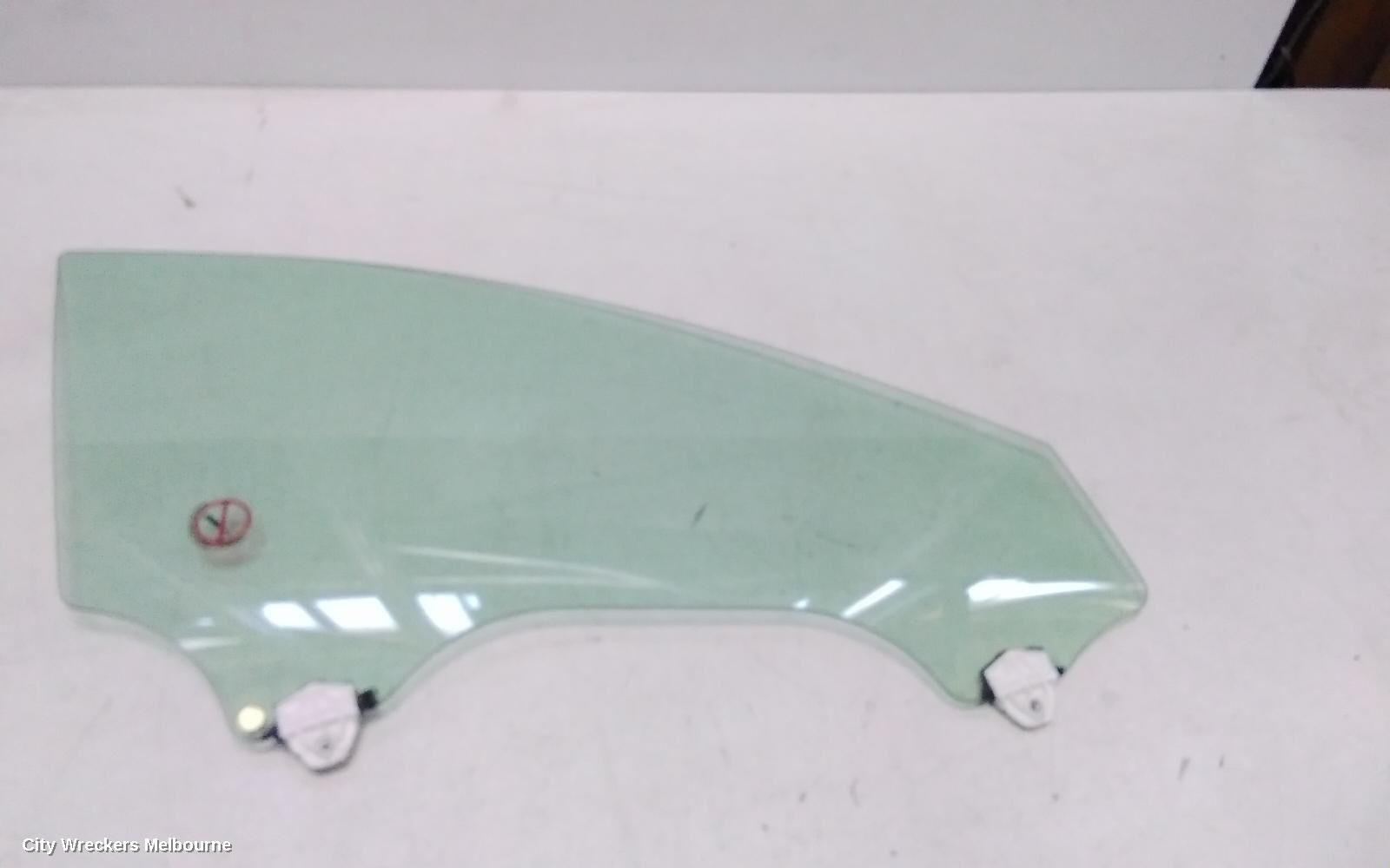 MAZDA 3 2023 Right Front Door Window