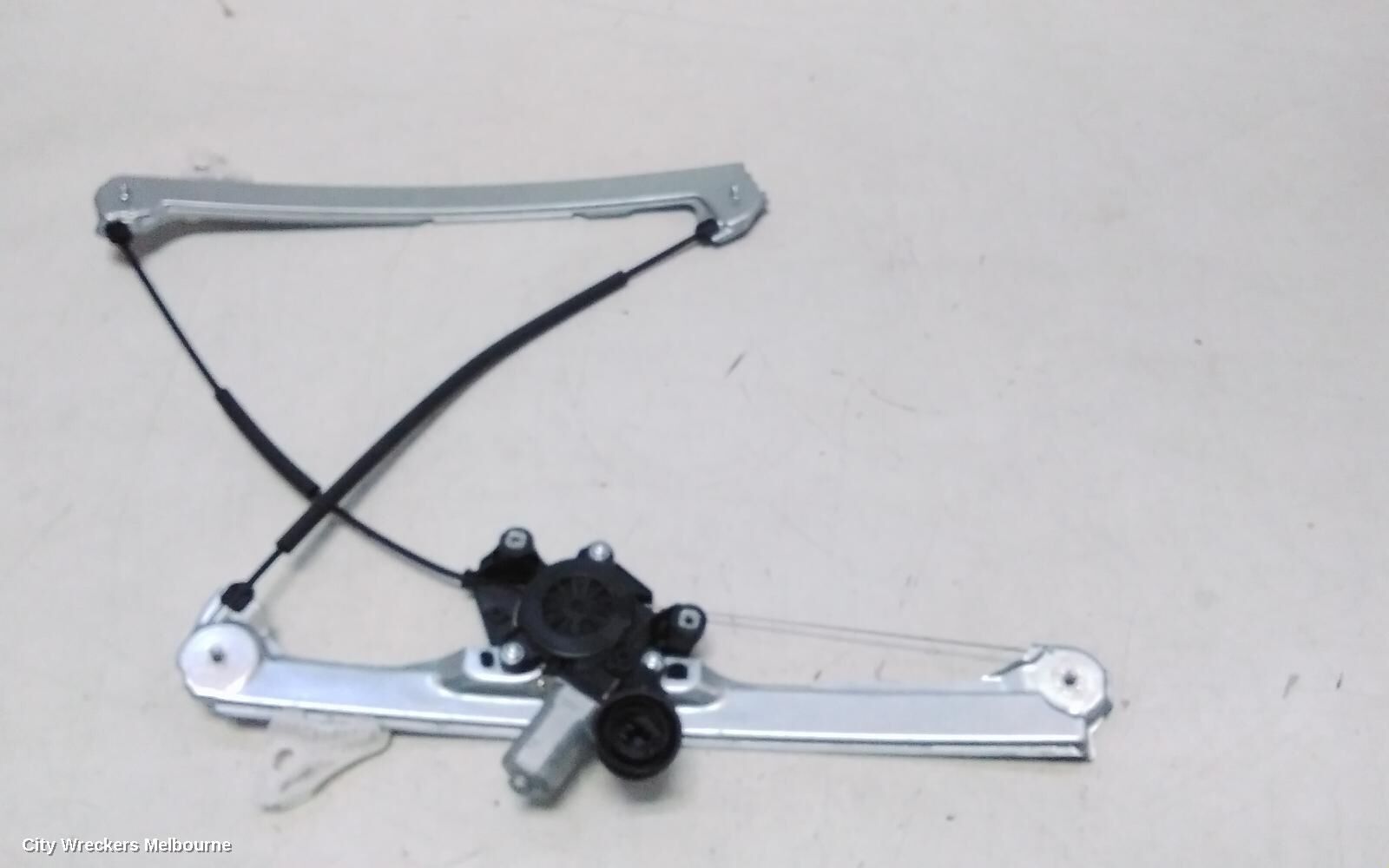 MAZDA 3 2023 Right Front Window Reg/Motor