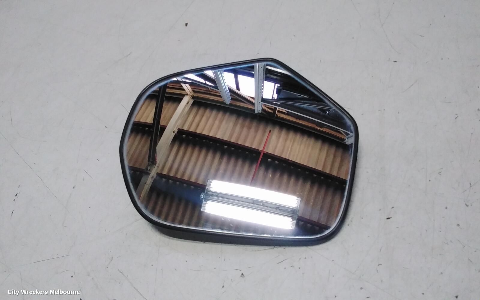 MITSUBISHI TRITON 2018 Right Door Mirror