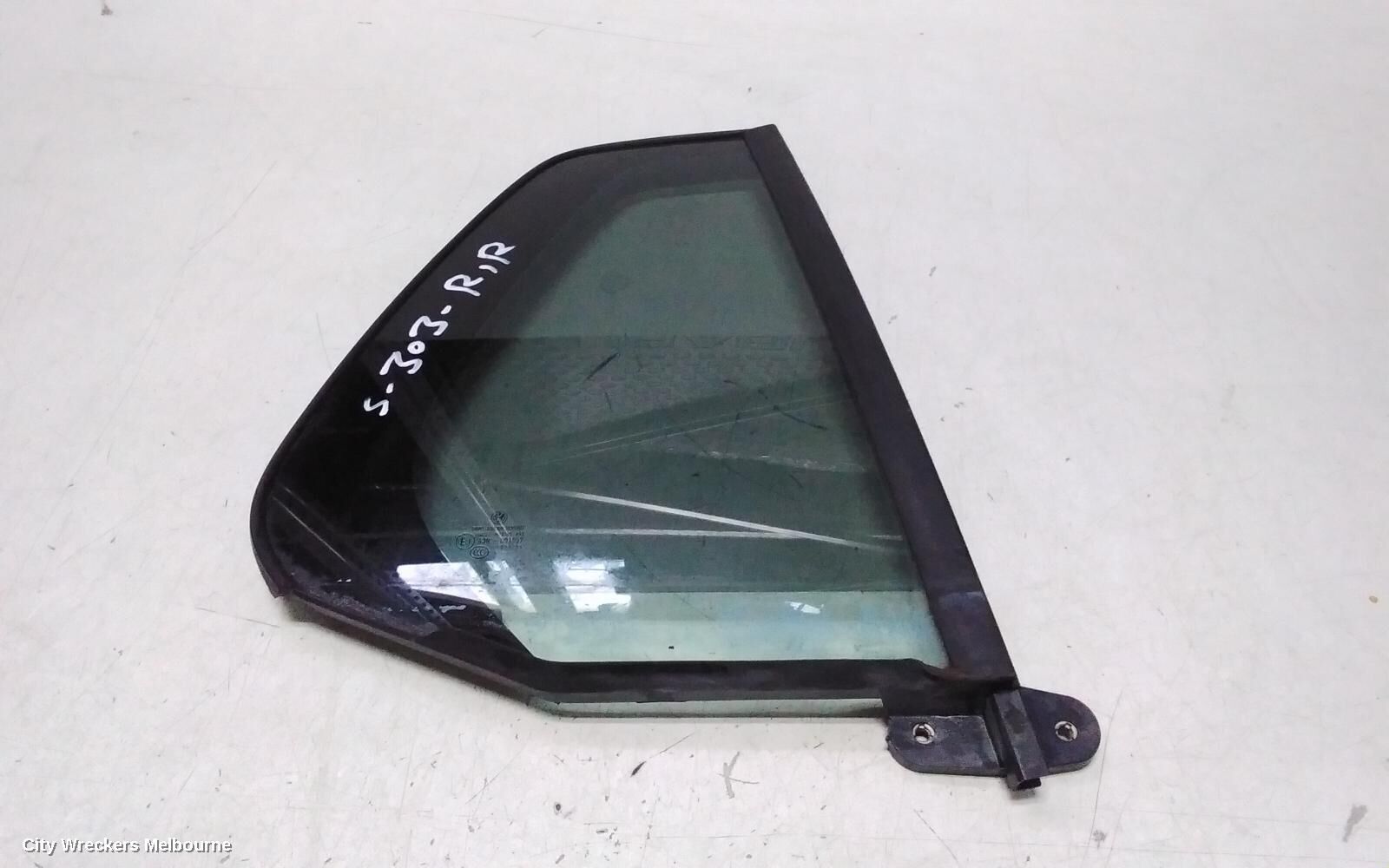 VOLKSWAGEN GOLF 2014 Right Rear 1/4 Door Glass