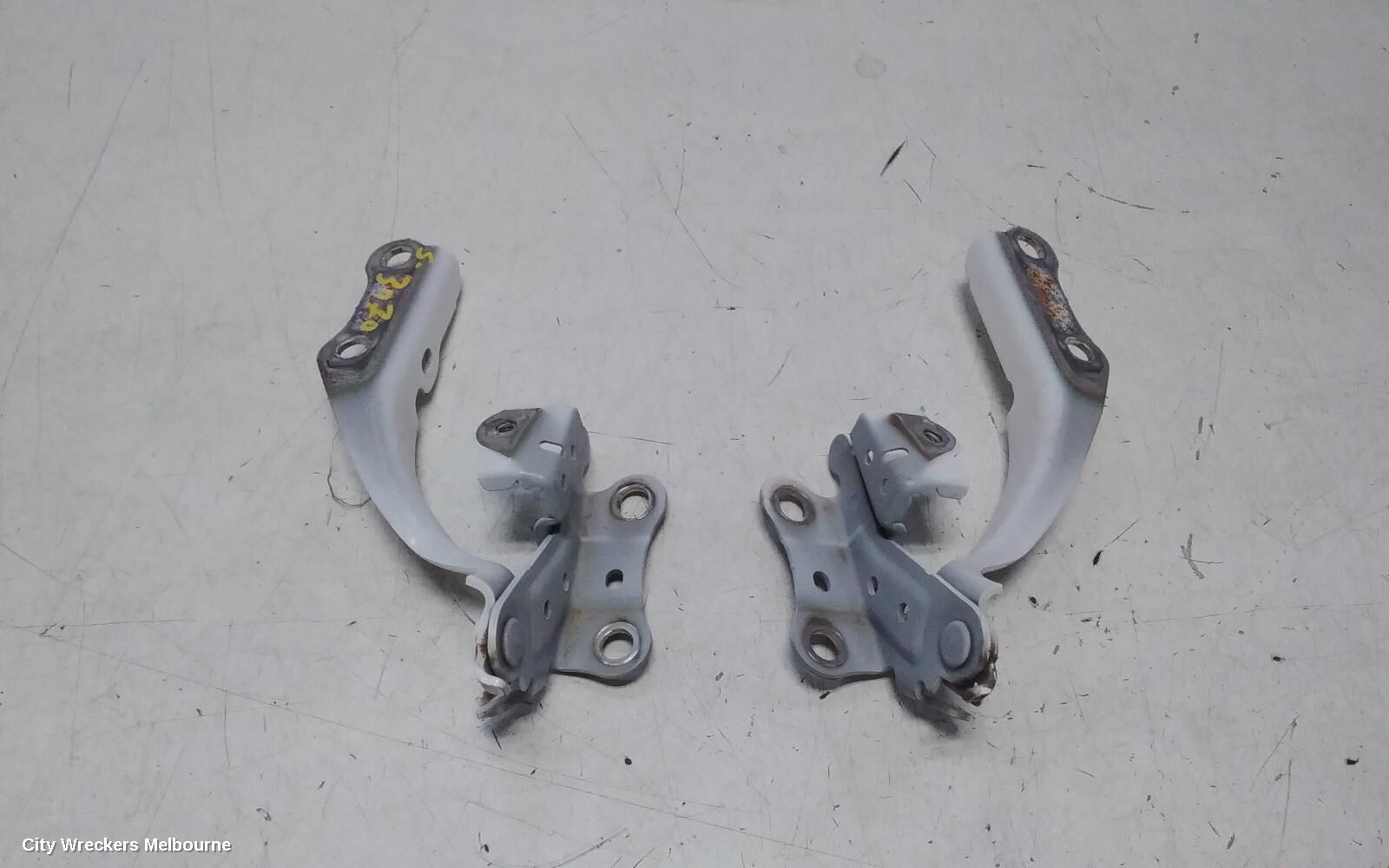 TOYOTA CAMRY 2020 Bonnet Hinge/Strut