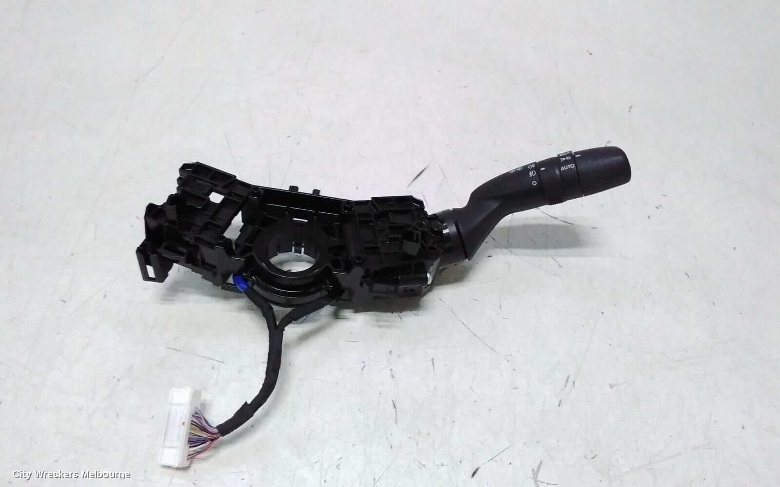 TOYOTA COROLLA 2019 Combination Switch