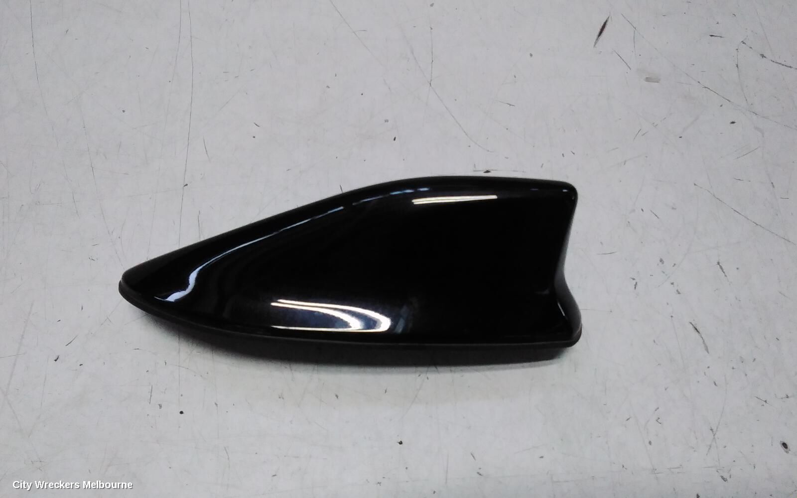 TOYOTA COROLLA 2019 Antenna
