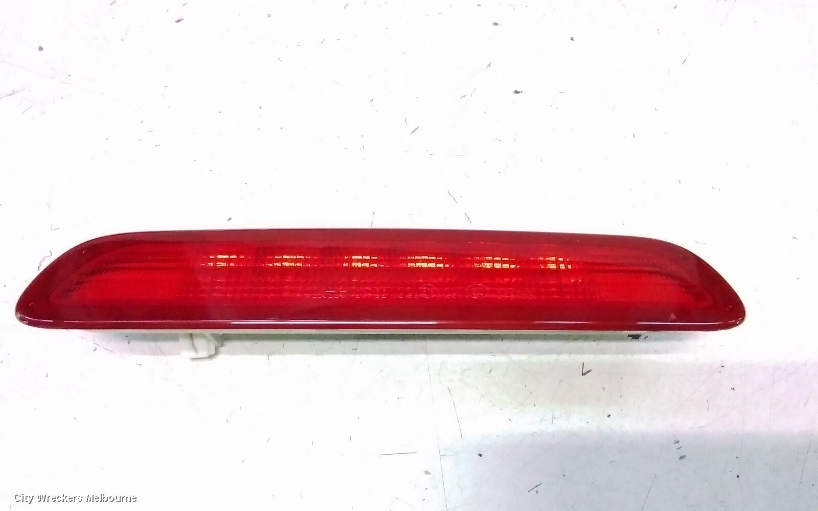 TOYOTA HIACE 2010 High Level Stoplight