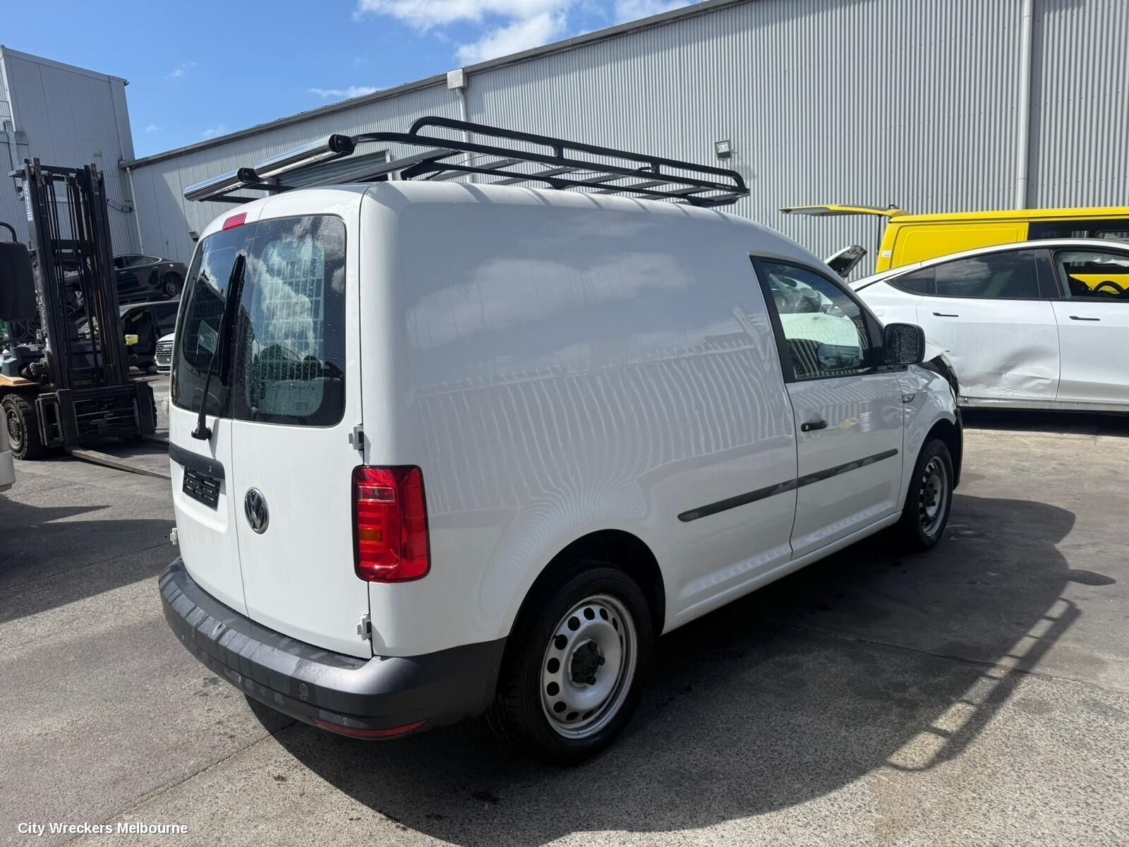 VOLKSWAGEN CADDY 2018 Left Door Mirror
