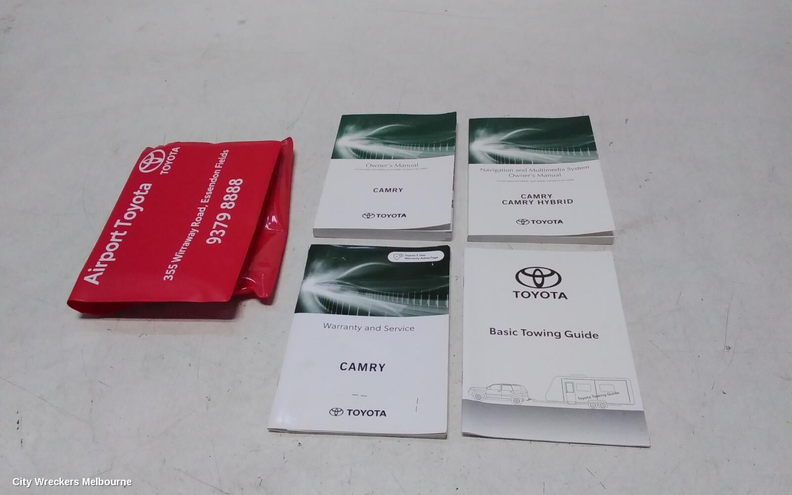 TOYOTA CAMRY 2022 Owners Handbook