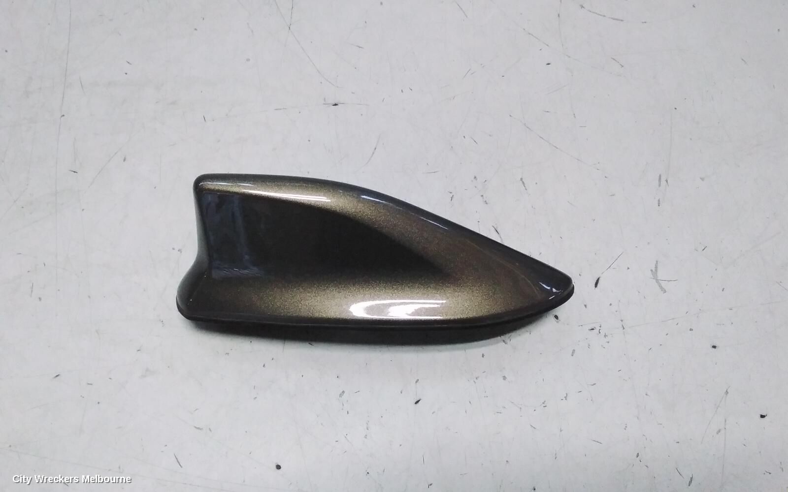 TOYOTA COROLLA 2019 Antenna