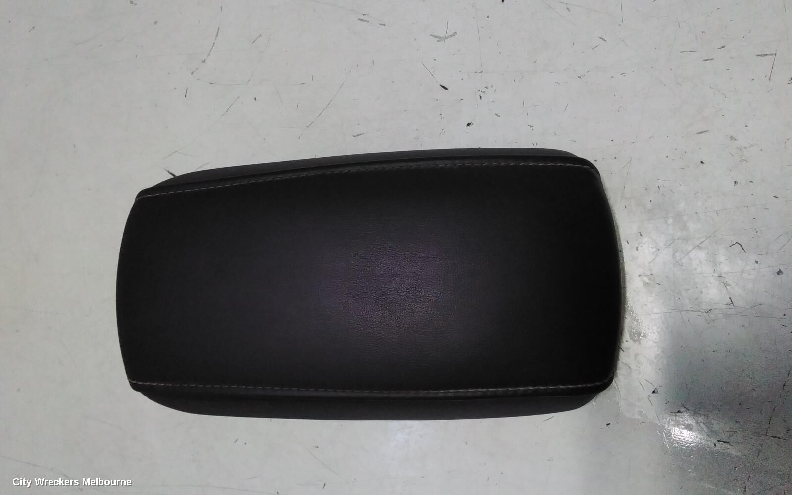 TOYOTA COROLLA 2019 Console