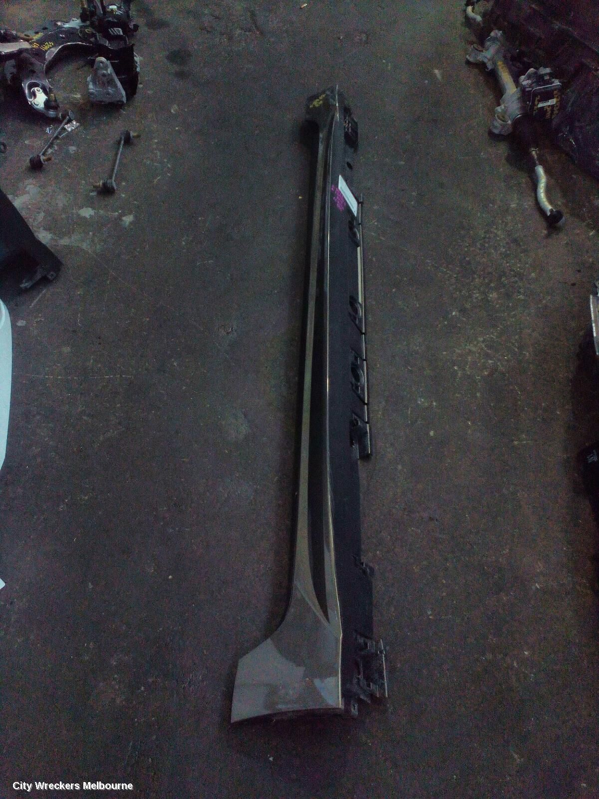 TOYOTA COROLLA 2019 Side Step/Skirt