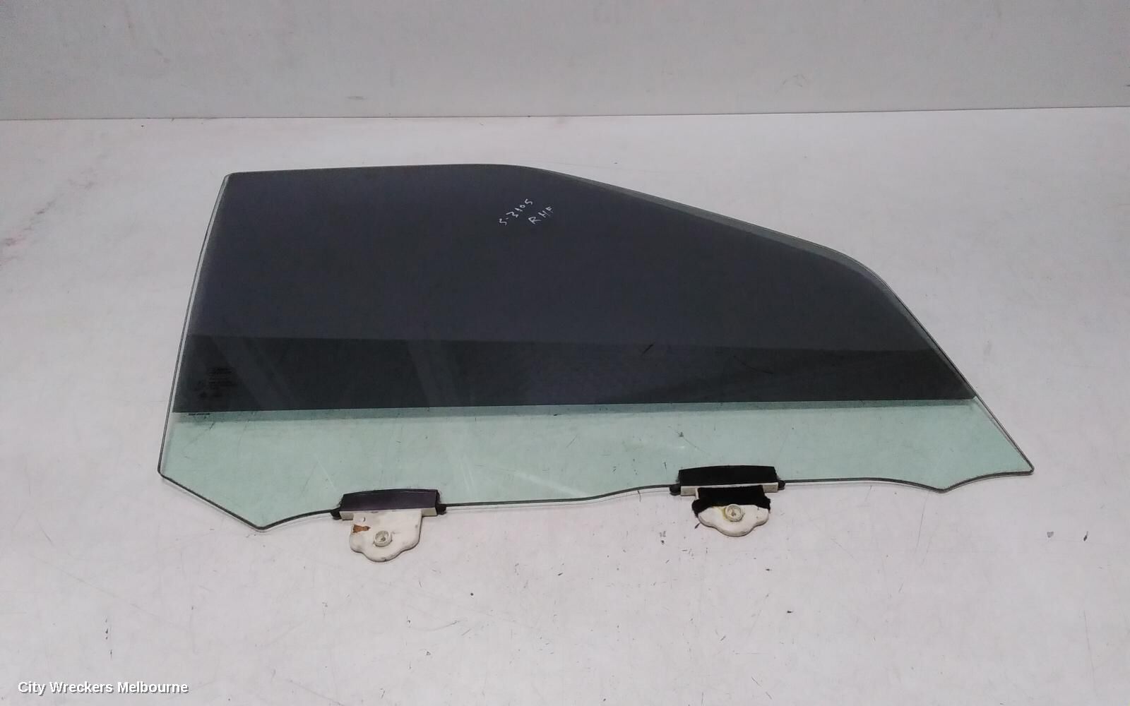 LAND ROVER RANGEROVER SPORT 2010 Right Front Door Window