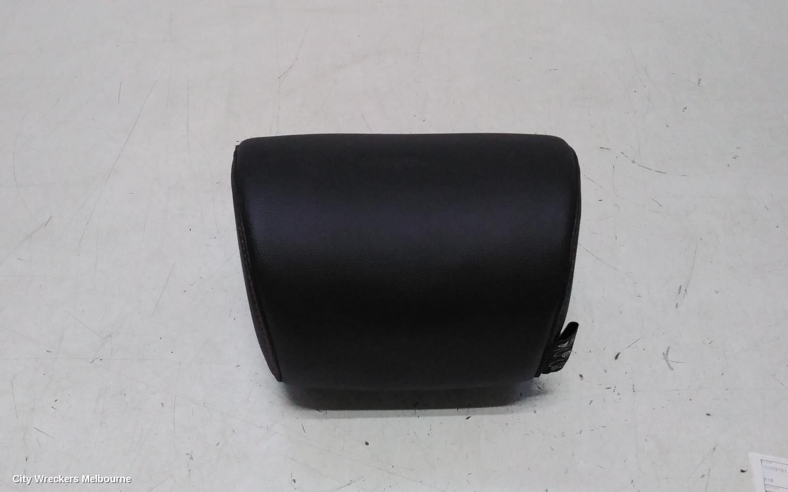 HYUNDAI TUCSON 2022 Headrest