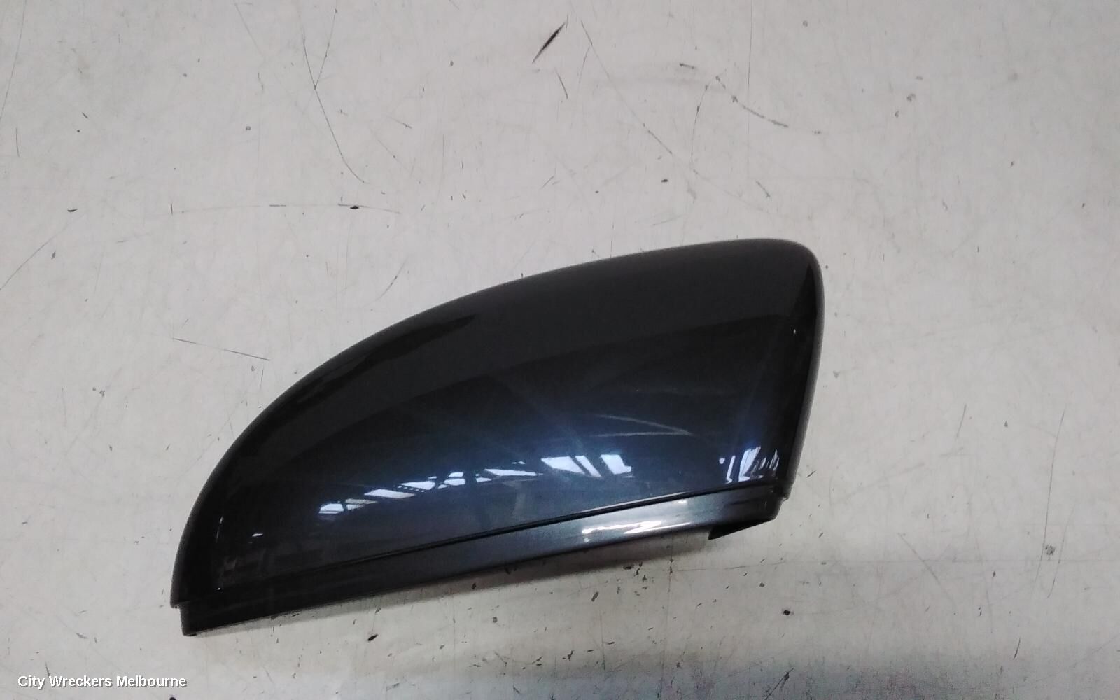VOLKSWAGEN PASSAT 2011 Left Door Mirror