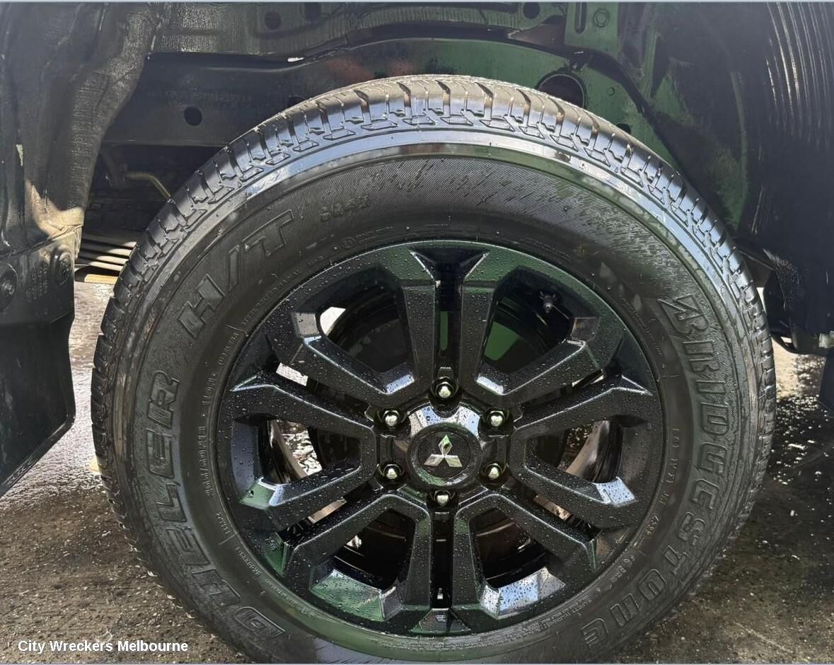 MITSUBISHI TRITON 2022 Wheel Mag