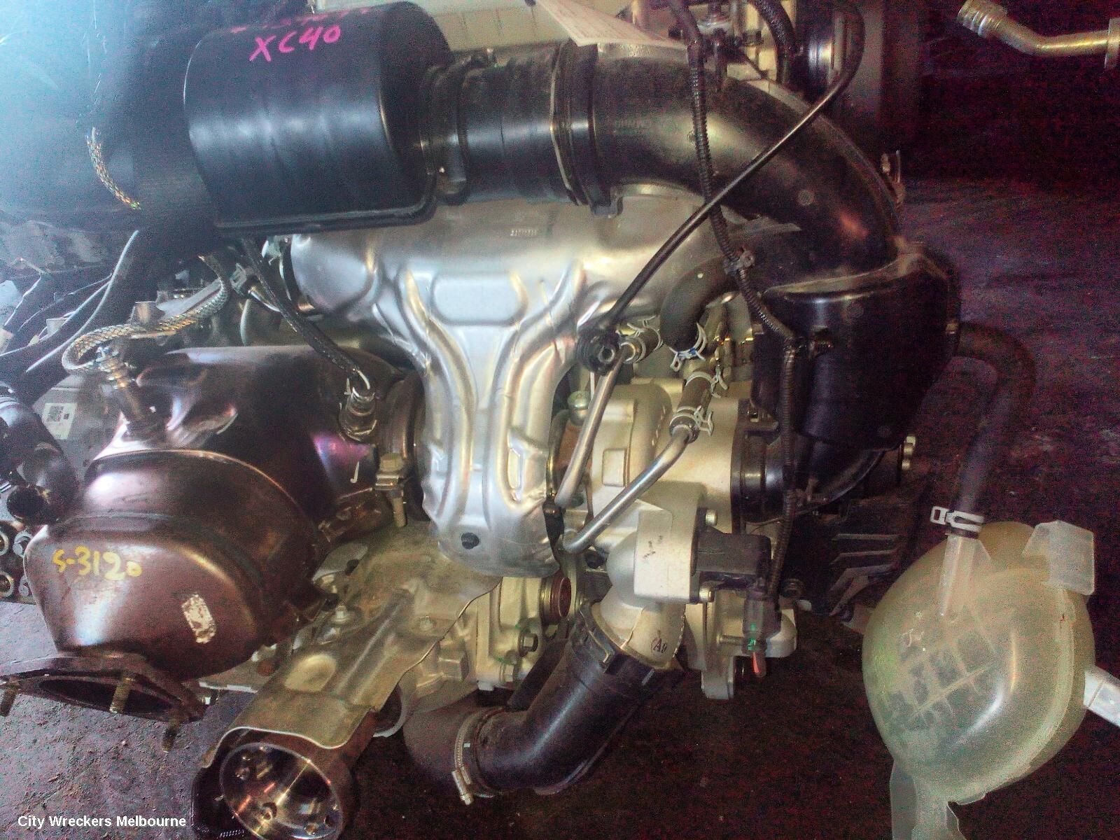 VOLVO XC40 2022 Trans/Gearbox
