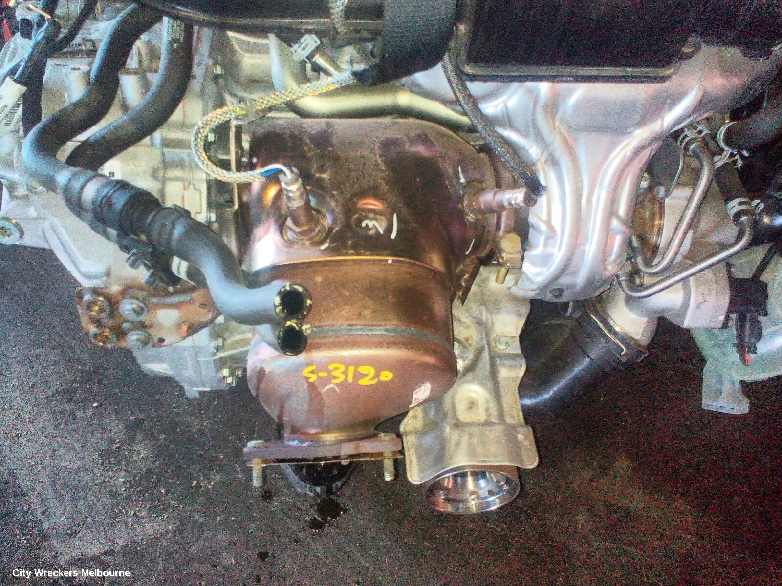 VOLVO XC40 2022 Catalytic Converter