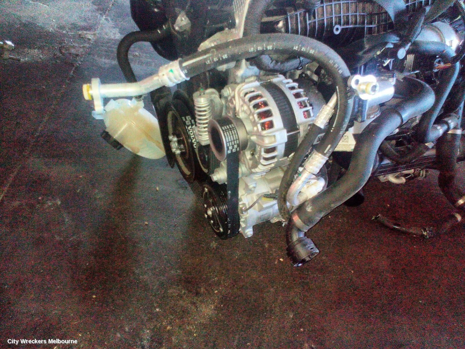 VOLVO XC40 2022 A/C Compressor