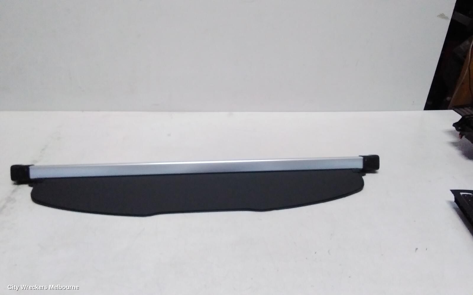TOYOTA COROLLA CROSS 2025 PARCEL SHELF CARGO BLIND