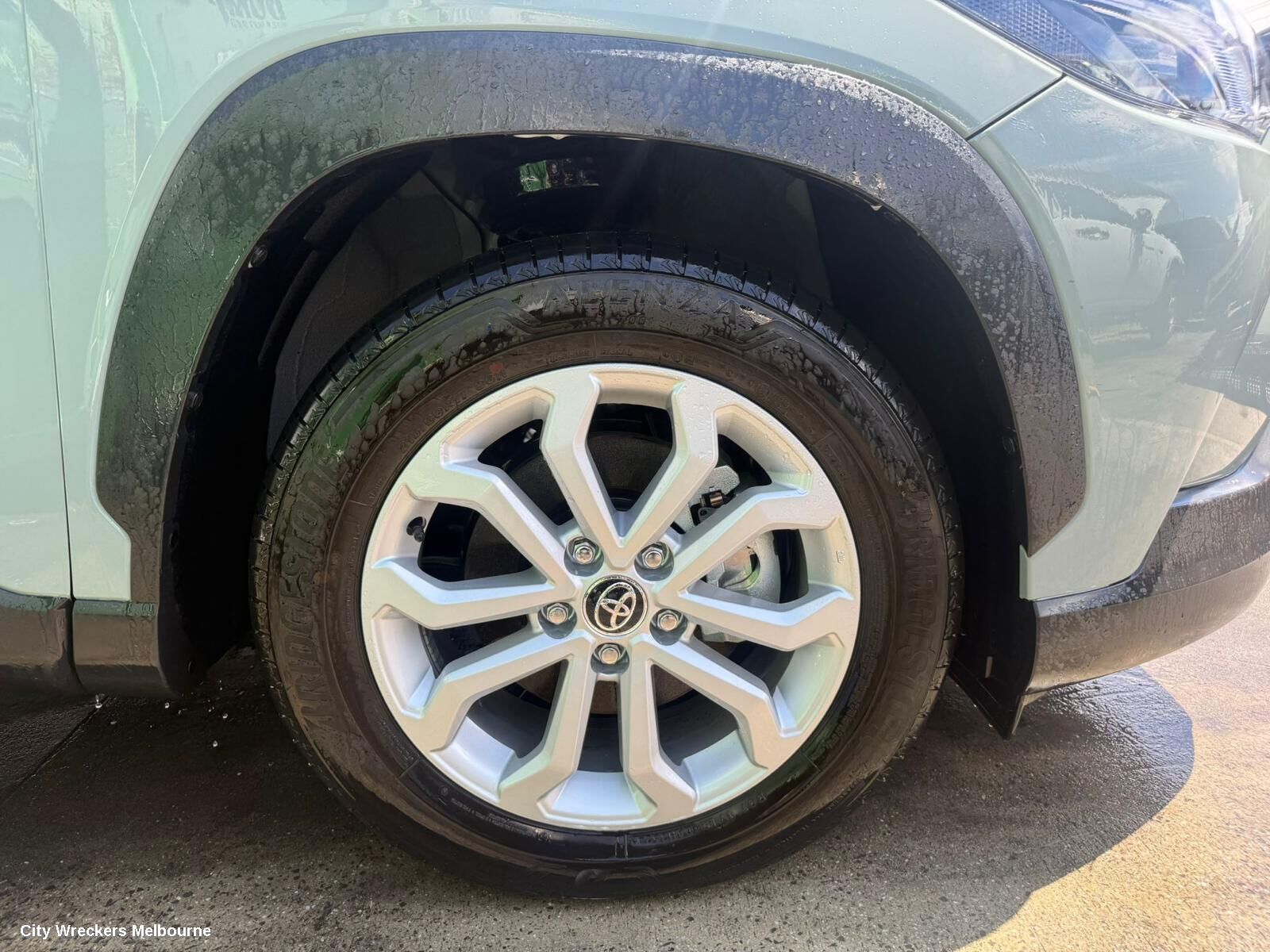 TOYOTA COROLLA CROSS 2025 Wheel Mag