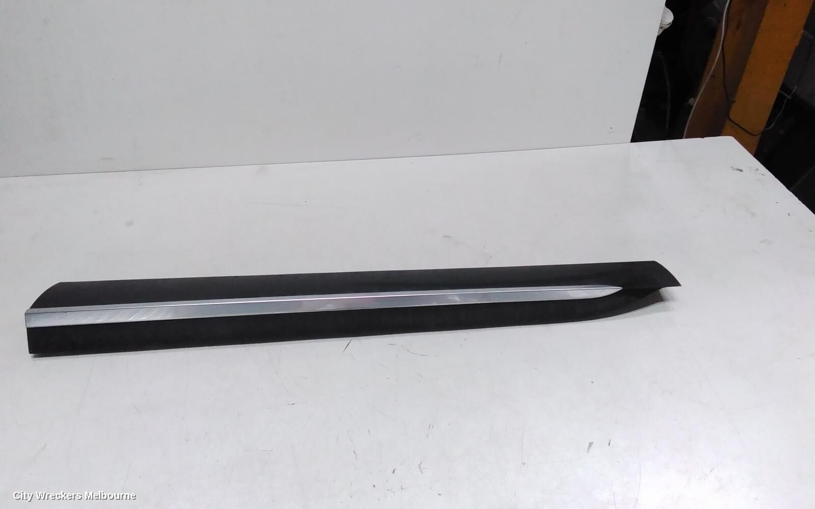 KIA SORENTO 2022 Body/Door Mould