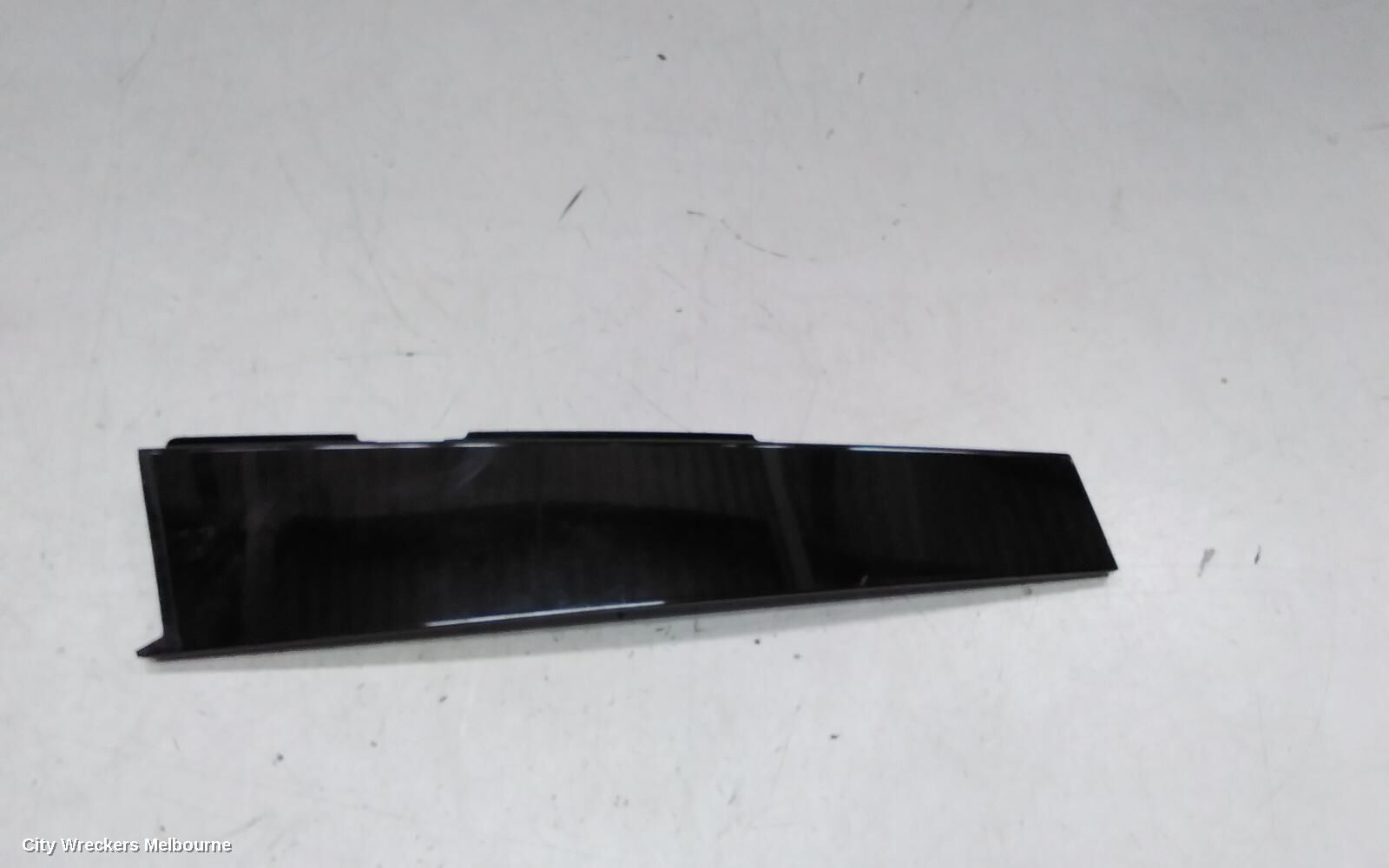 KIA SORENTO 2022 Body/Door Mould