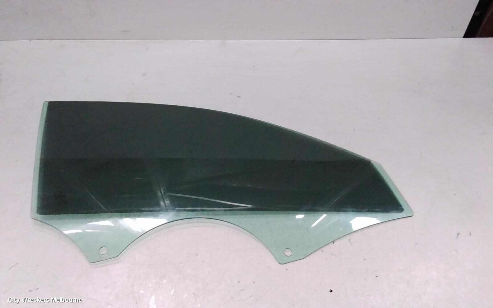 AUDI A1 2014 Right Front Door Window