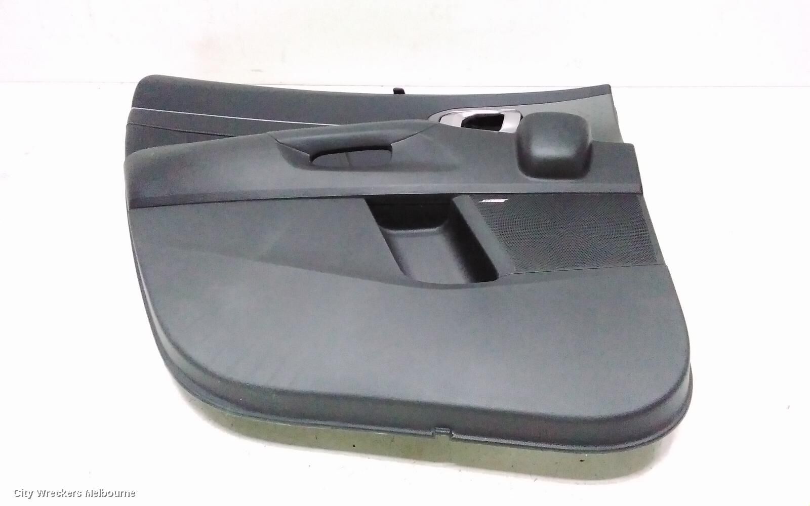 KIA SORENTO 2022 Door Trim