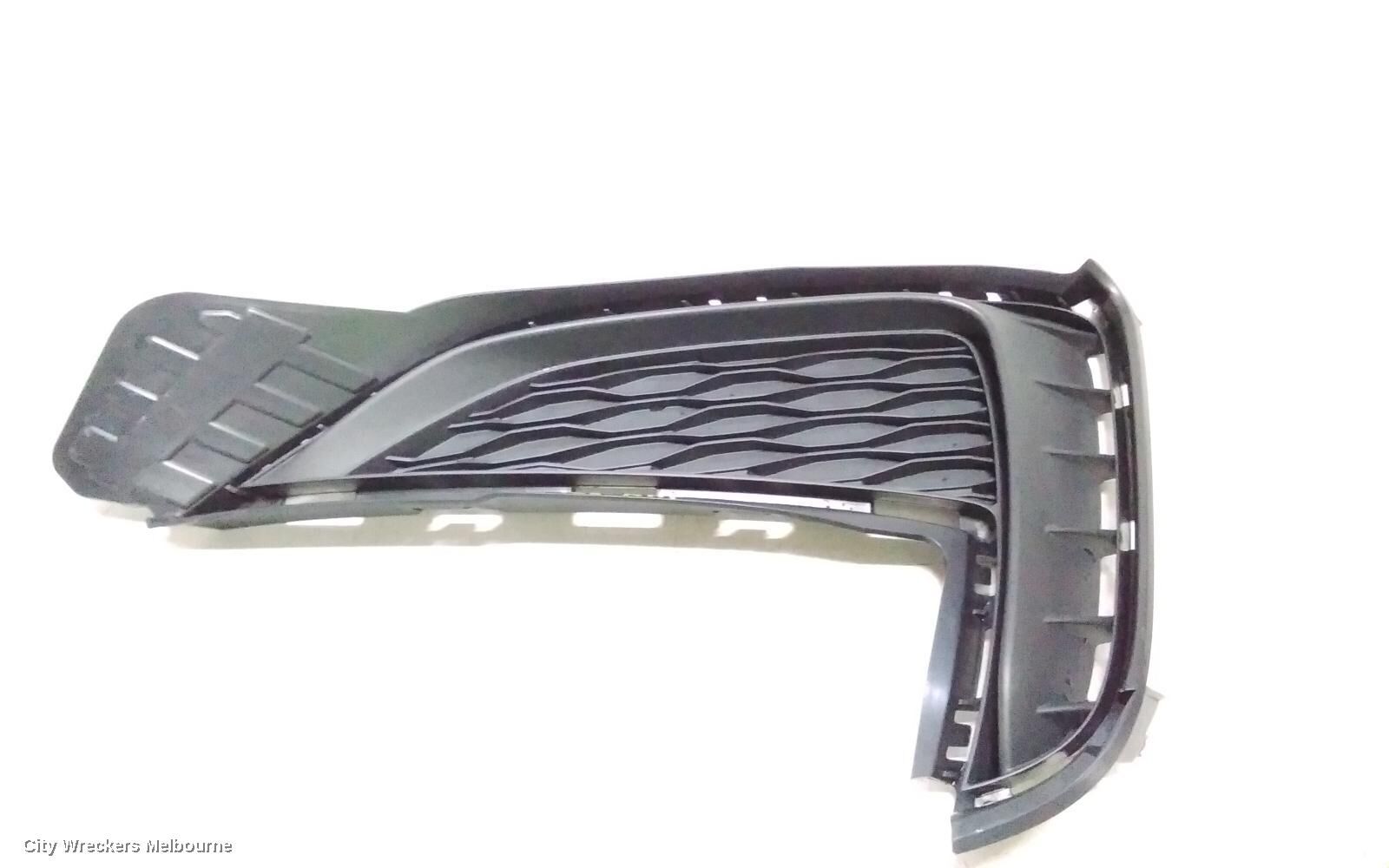 MG MG5 2024 Grille