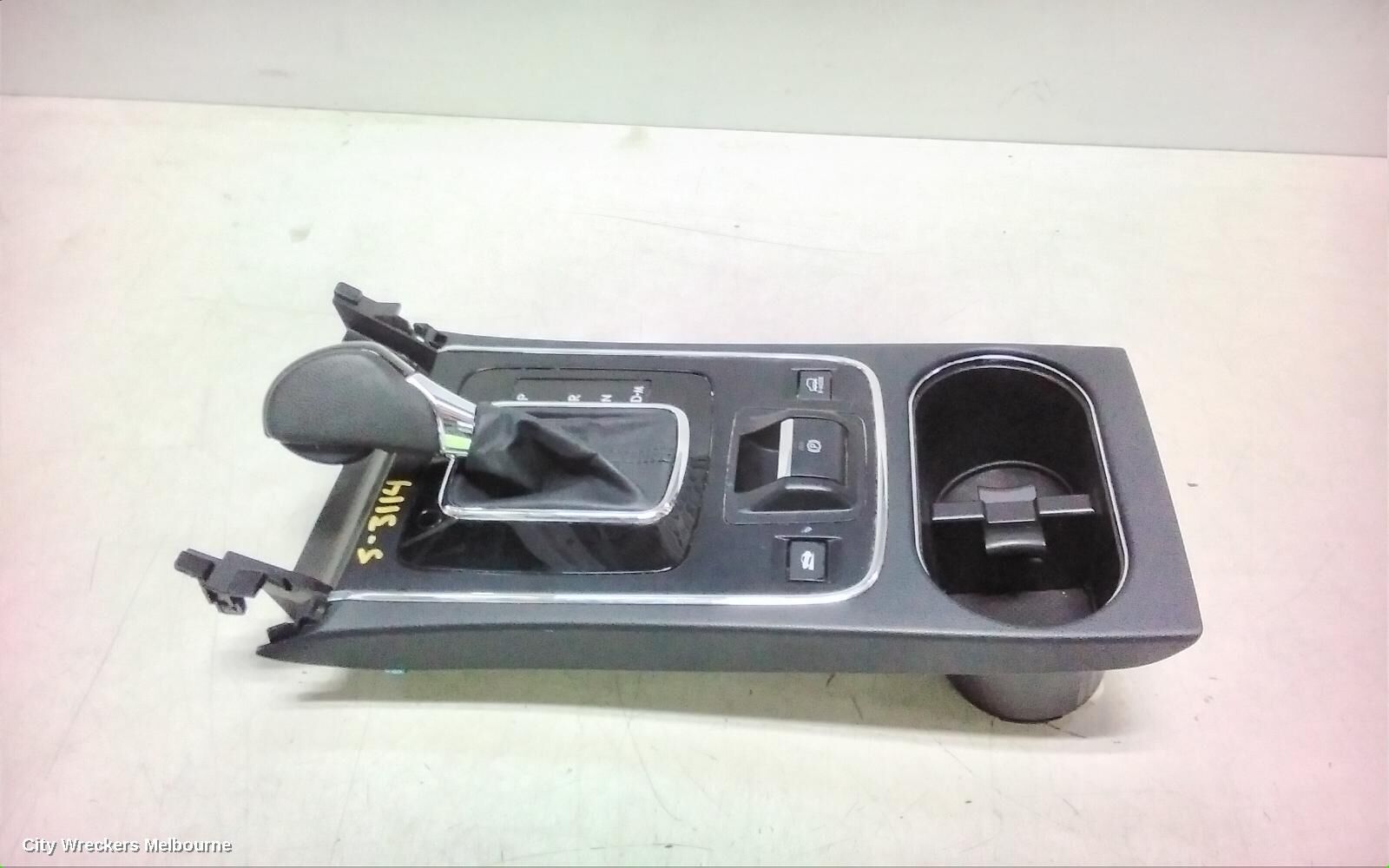 SUBARU OUTBACK 2016 Gear Stick/Shifter