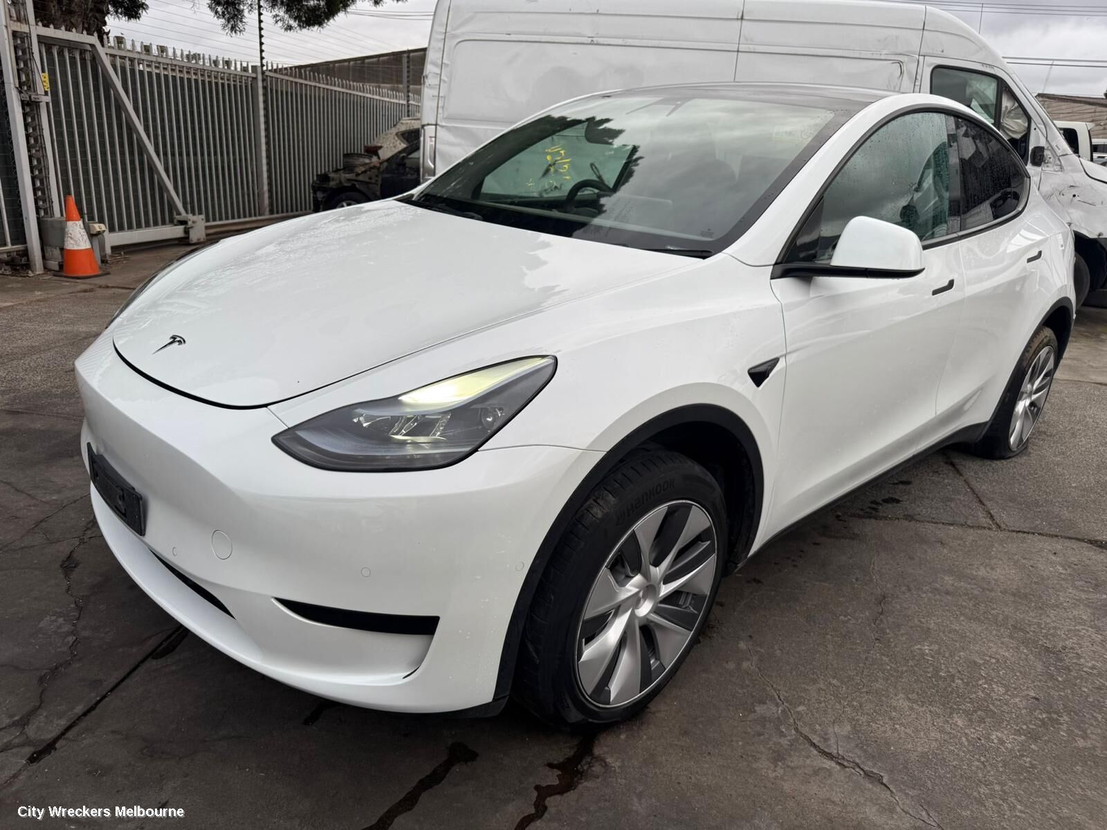 TESLA MODEL Y 2023 Right Door Mirror