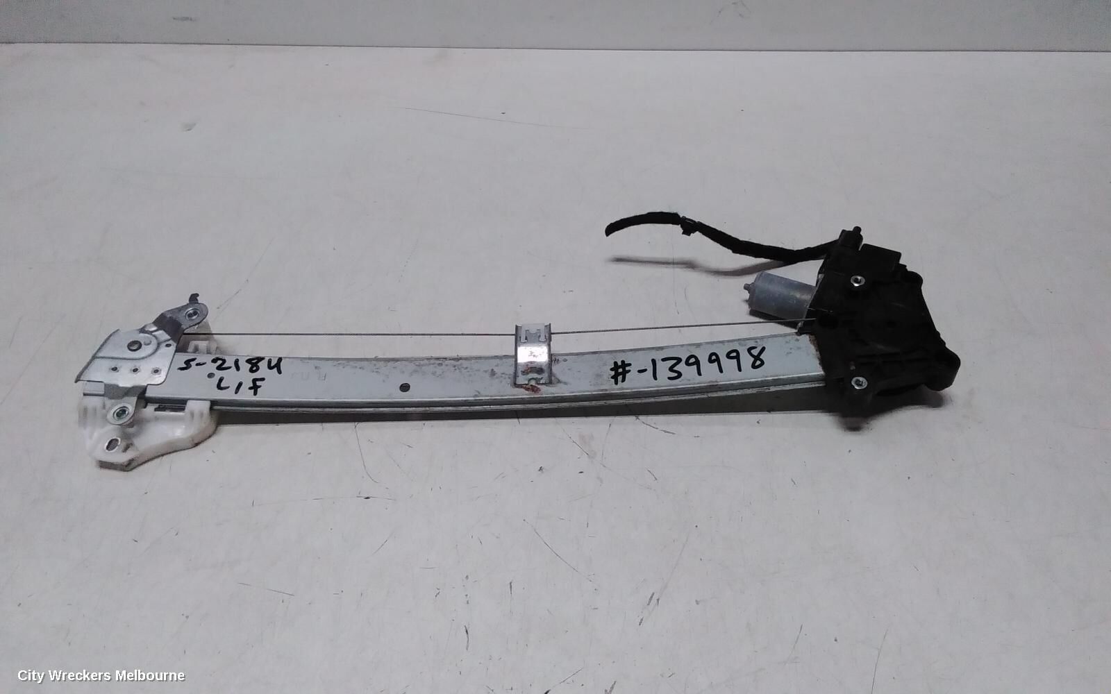 SUBARU XV 2018 Left Front Window Reg/Motor