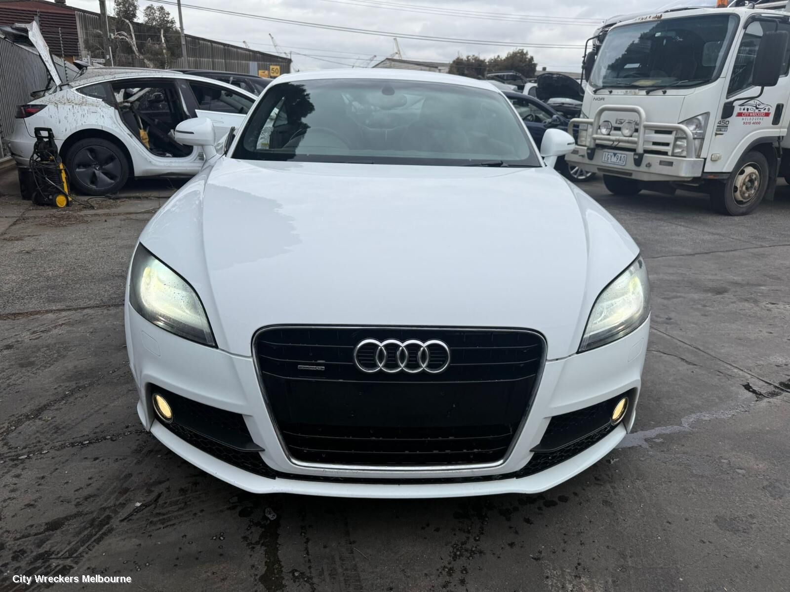 AUDI TT 2011 Air Cleaner Duct/Hos