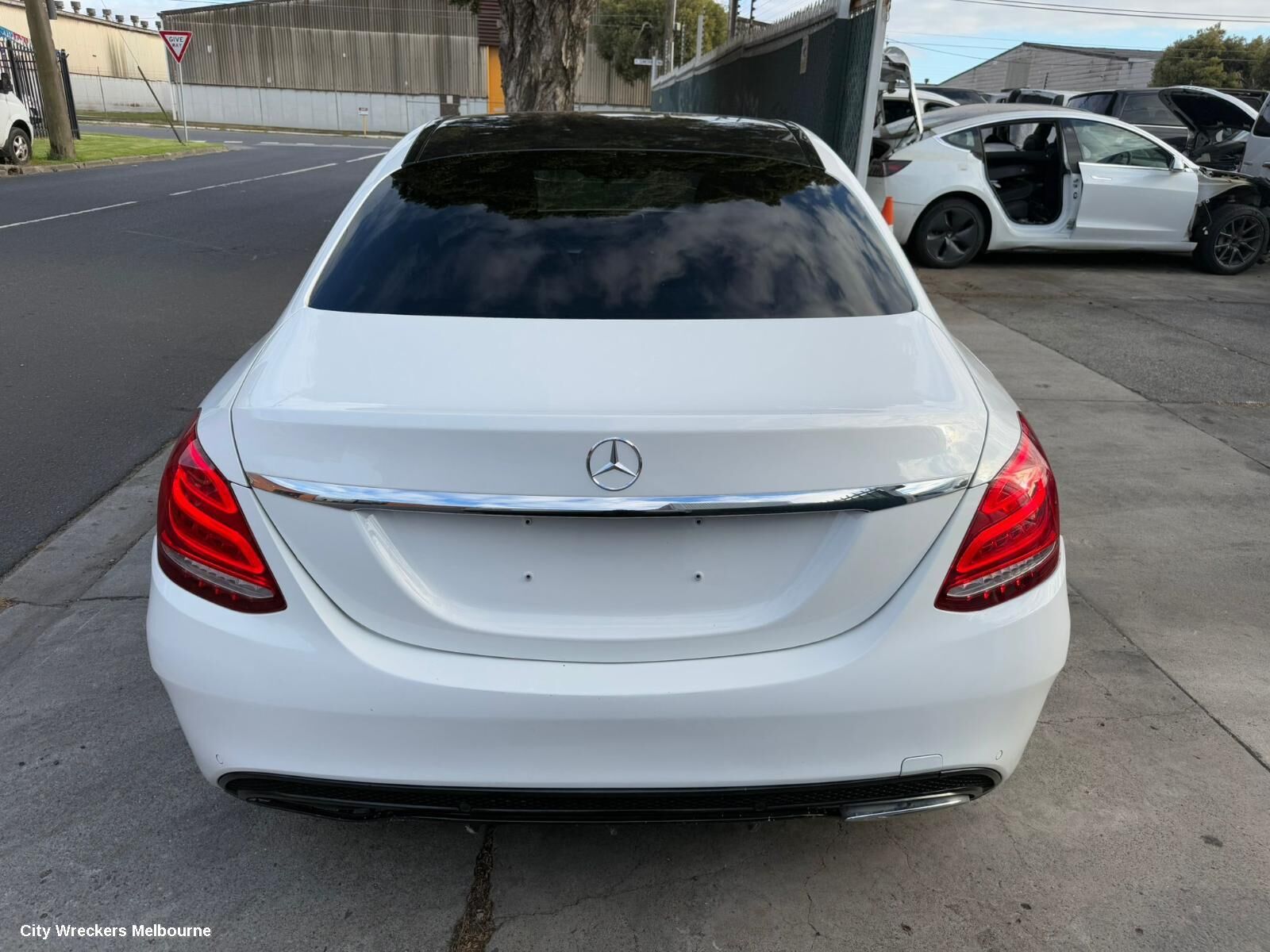 MERCEDES C CLASS 2014 Caliper