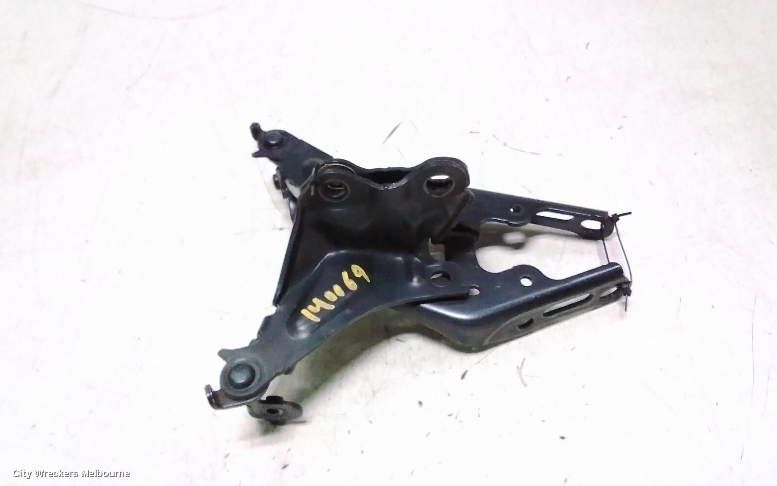 LEXUS IS250/IS250C 2007 Bonnet Hinge/Strut