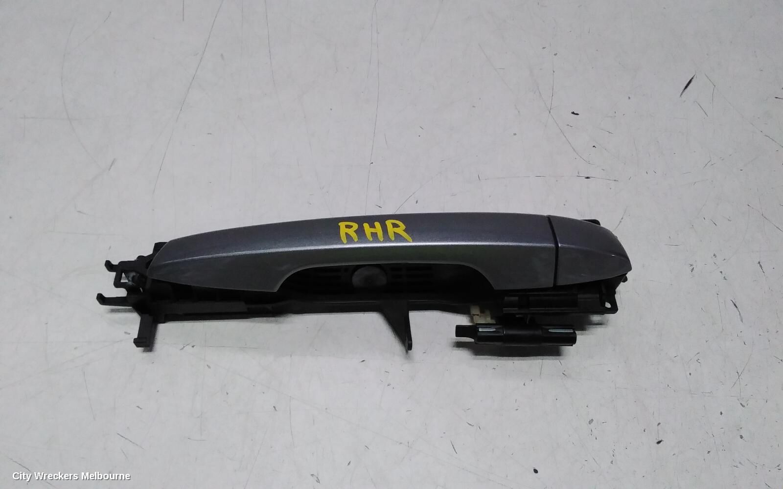 MITSUBISHI ECLIPSE CROSS 2018 Door Handle