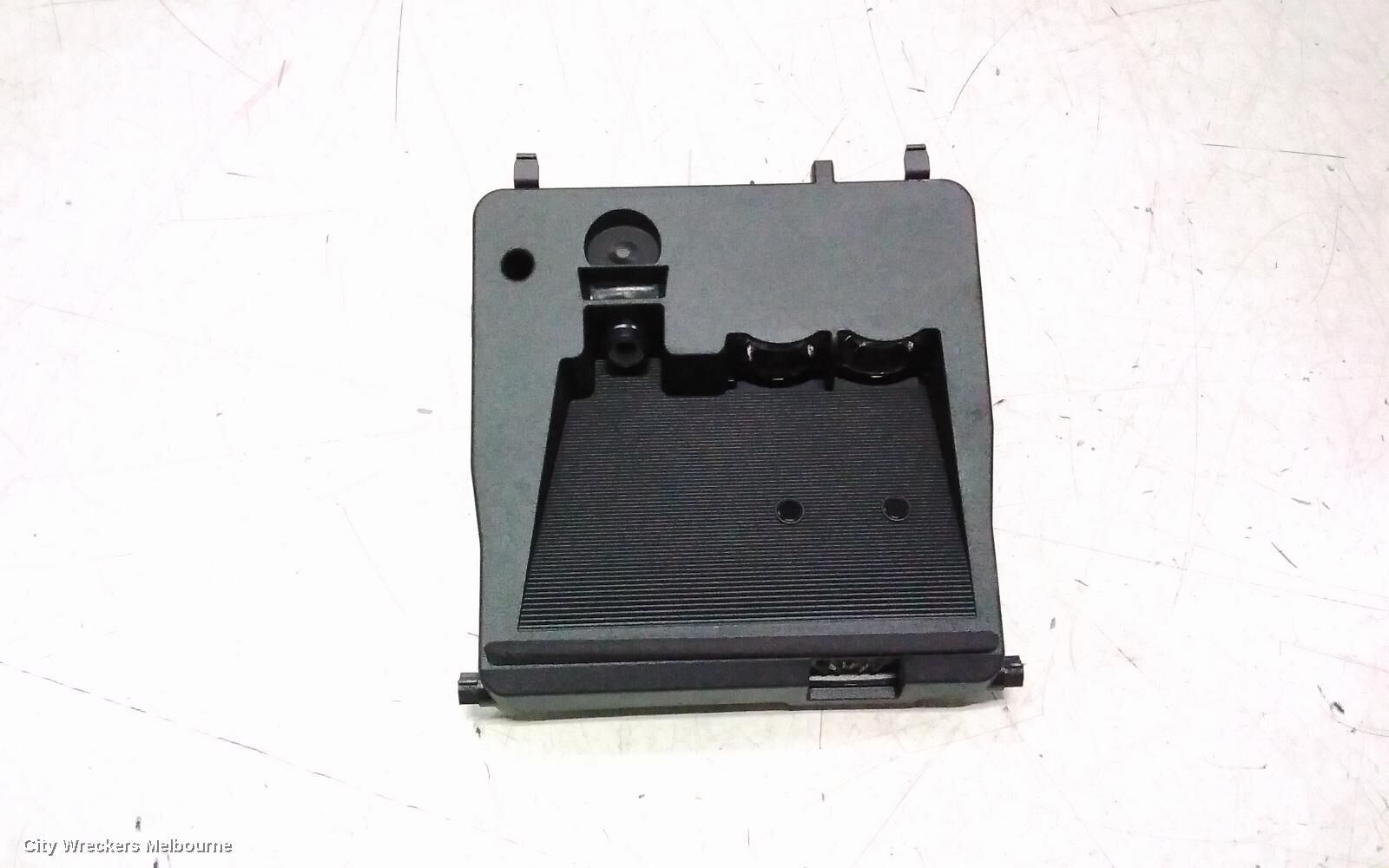 MITSUBISHI ECLIPSE CROSS 2018 REVERSE CAMERA