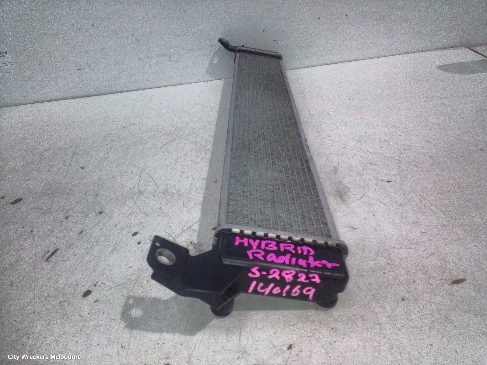 TOYOTA CAMRY, XV50, 12/11-05/15, HYBRID RADIATOR SMALL ONE: 140169