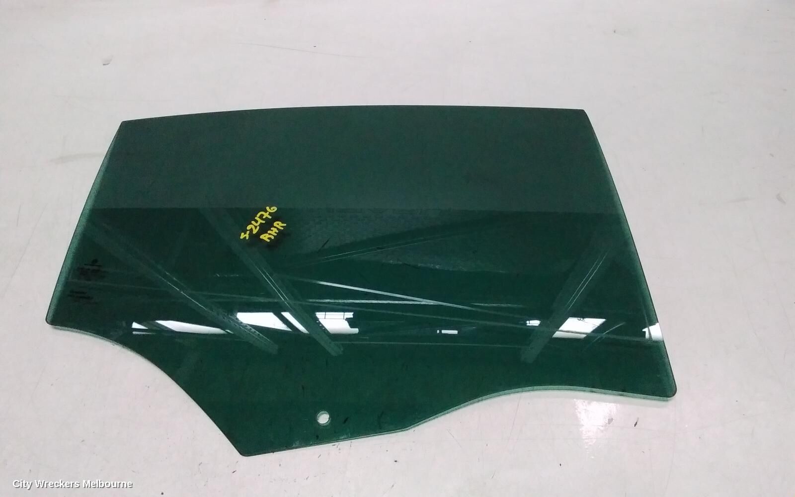 VOLKSWAGEN PASSAT 2022 Right Rear Door Window