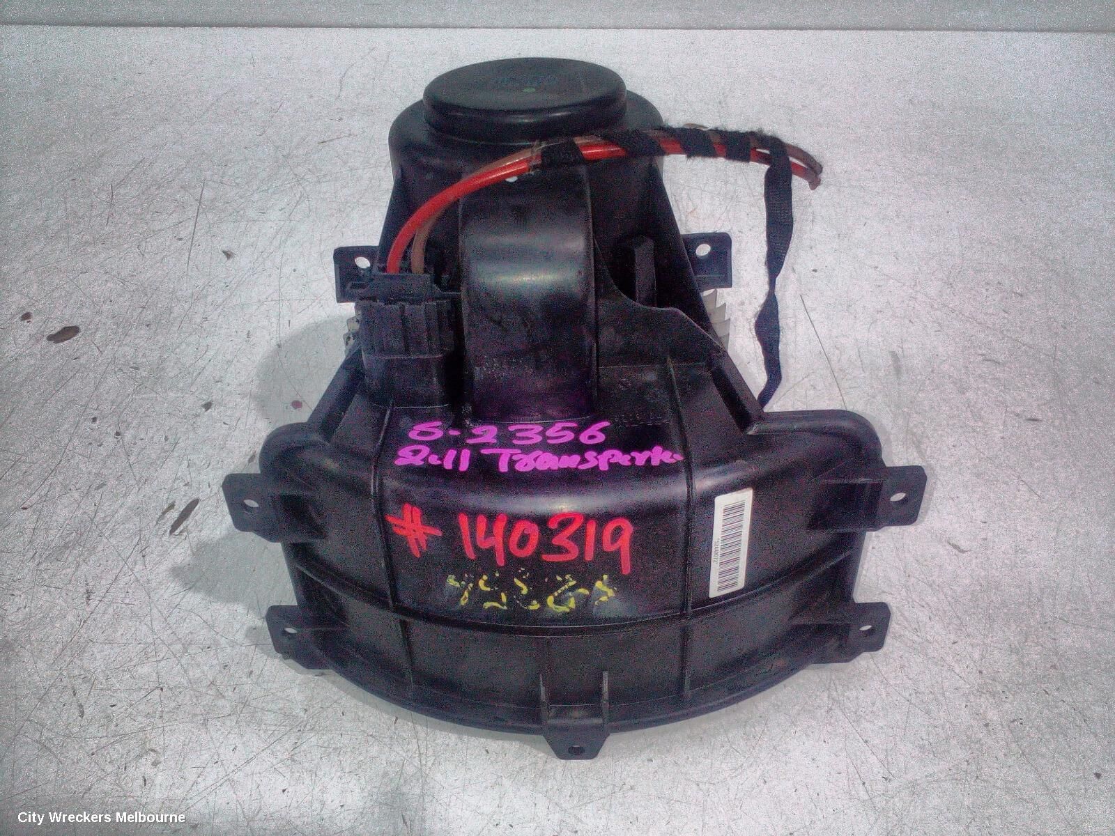 VOLKSWAGEN TRANSPORTER 2011 Heater Fan Motor