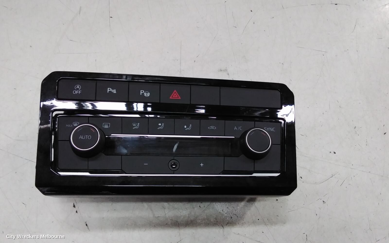 VOLKSWAGEN T-CROSS 2021 Heater/Ac Controls