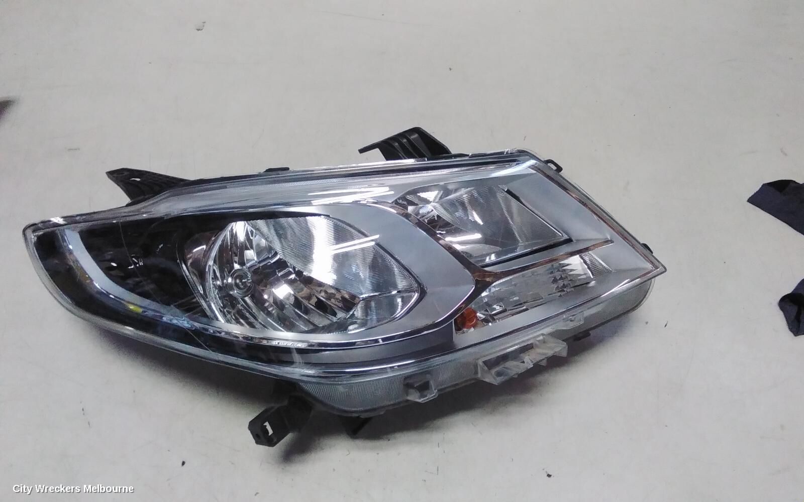 LDV G10 2025 Right Headlamp