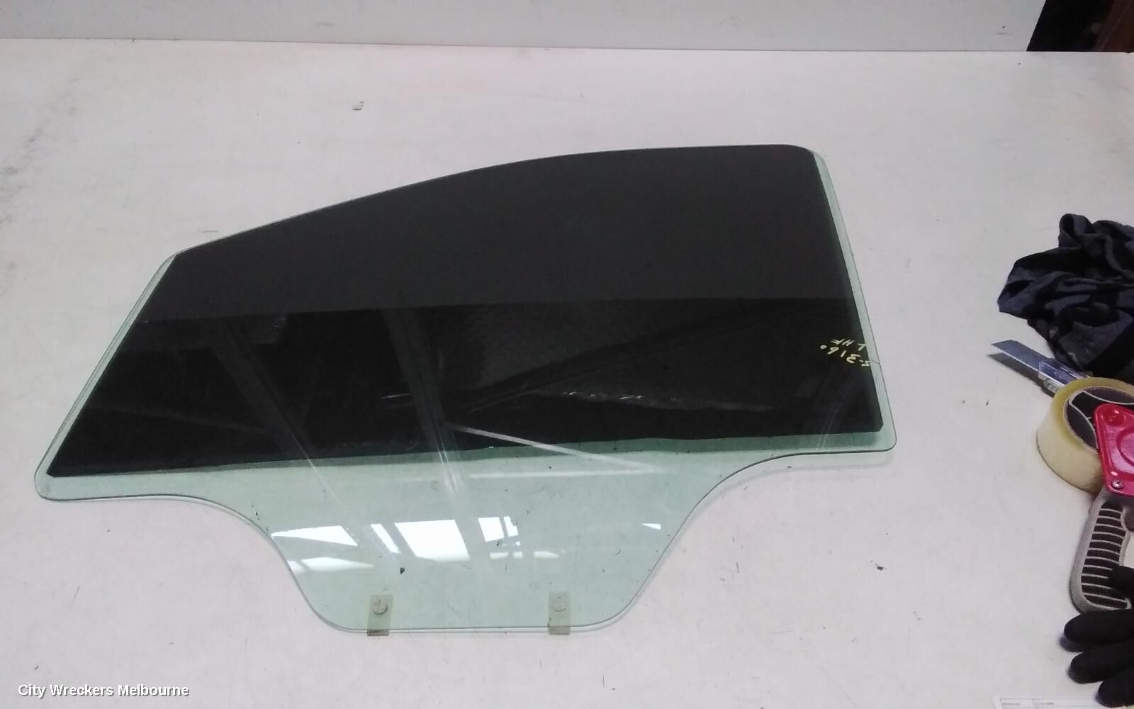 LDV G10 2025 Left Front Door Window