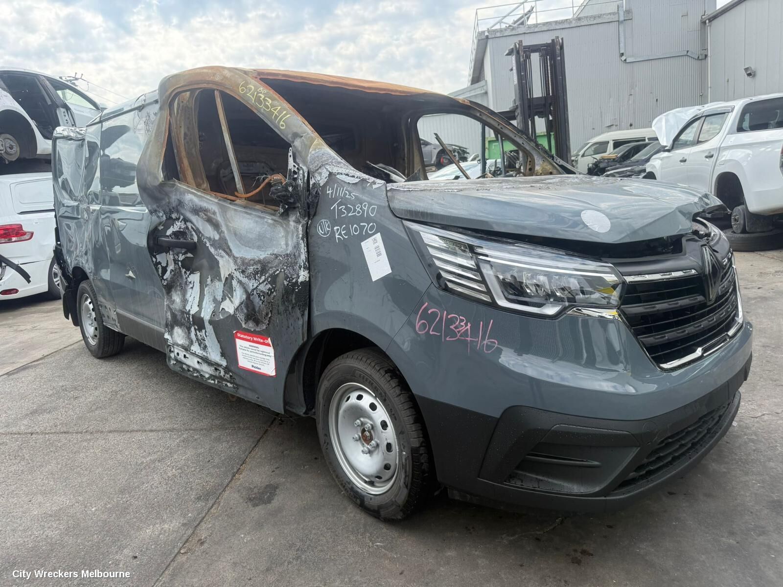 RENAULT TRAFIC 2025 Fuel Filter Housing