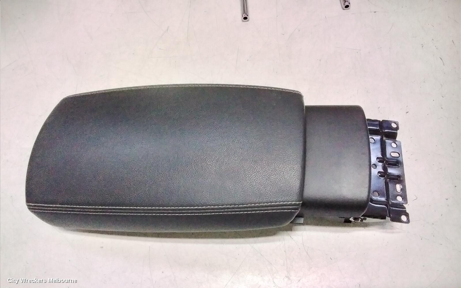 RENAULT KALEOS 2016 Console