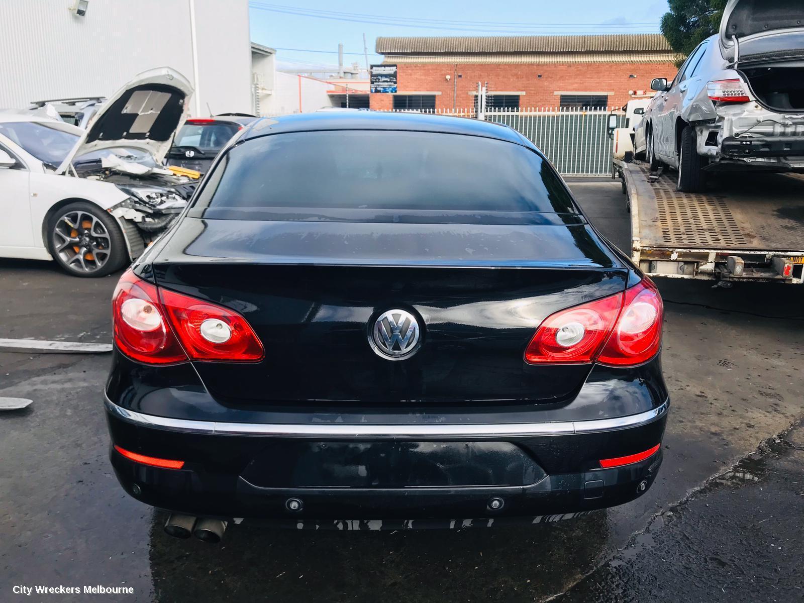 VOLKSWAGEN PASSAT 2009 Left Rear Door/Sliding